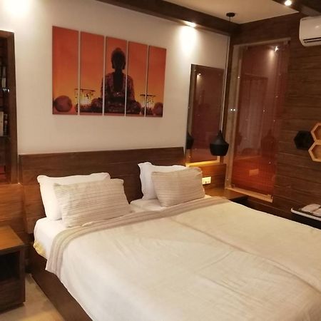 Shivers Oasis Luxury Boutique Resort Candolim Exteriör bild