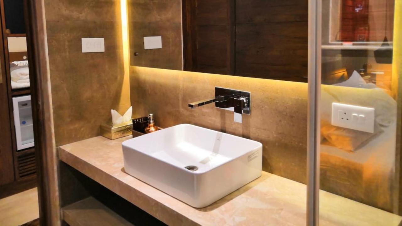 Shivers Oasis Luxury Boutique Resort Candolim Exteriör bild