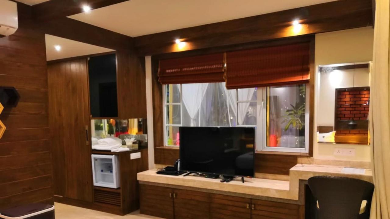 Shivers Oasis Luxury Boutique Resort Candolim Exteriör bild
