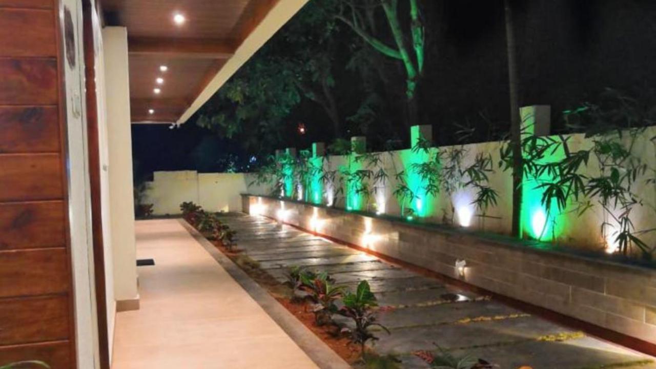 Shivers Oasis Luxury Boutique Resort Candolim Exteriör bild