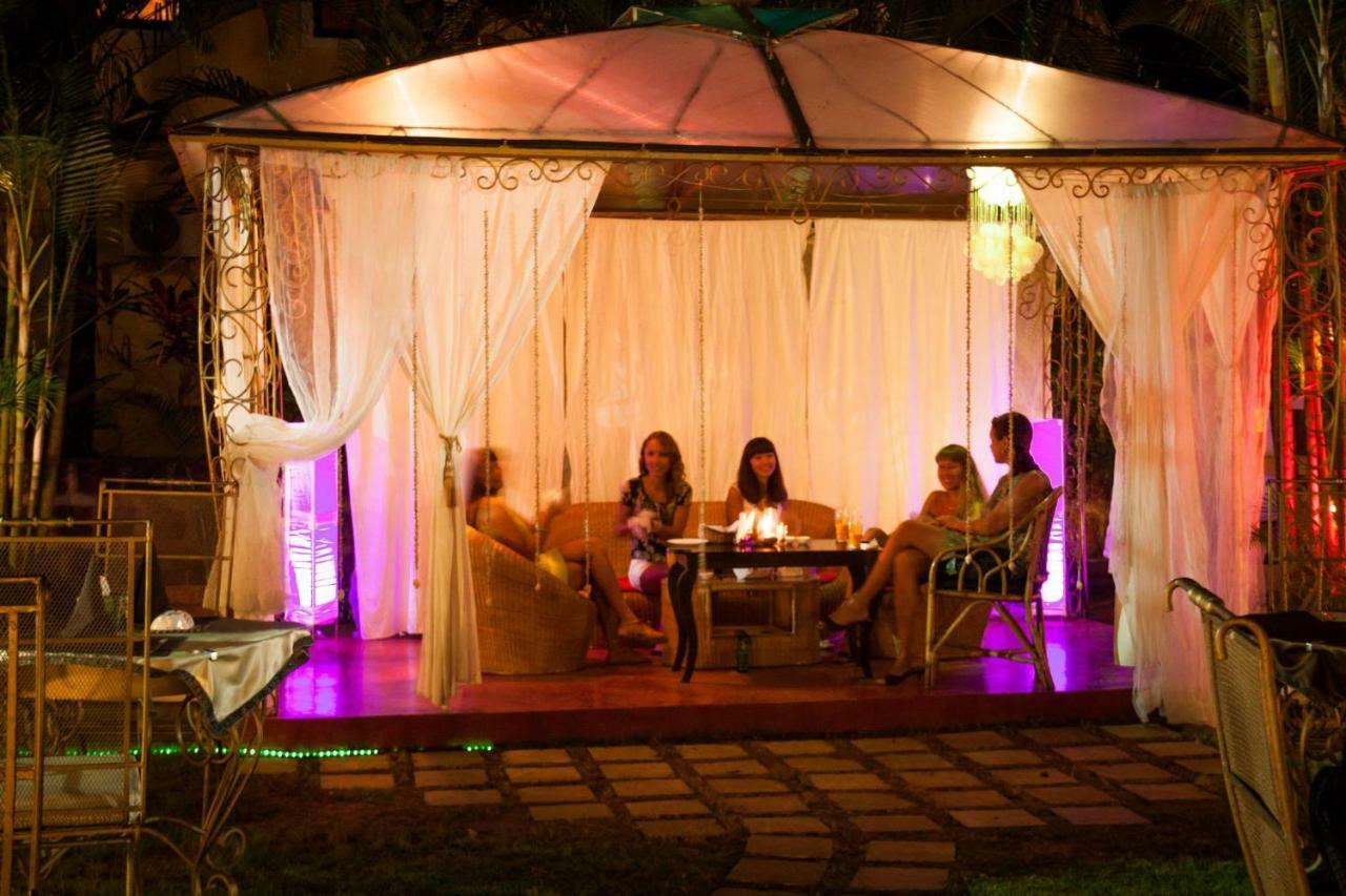 Shivers Oasis Luxury Boutique Resort Candolim Exteriör bild
